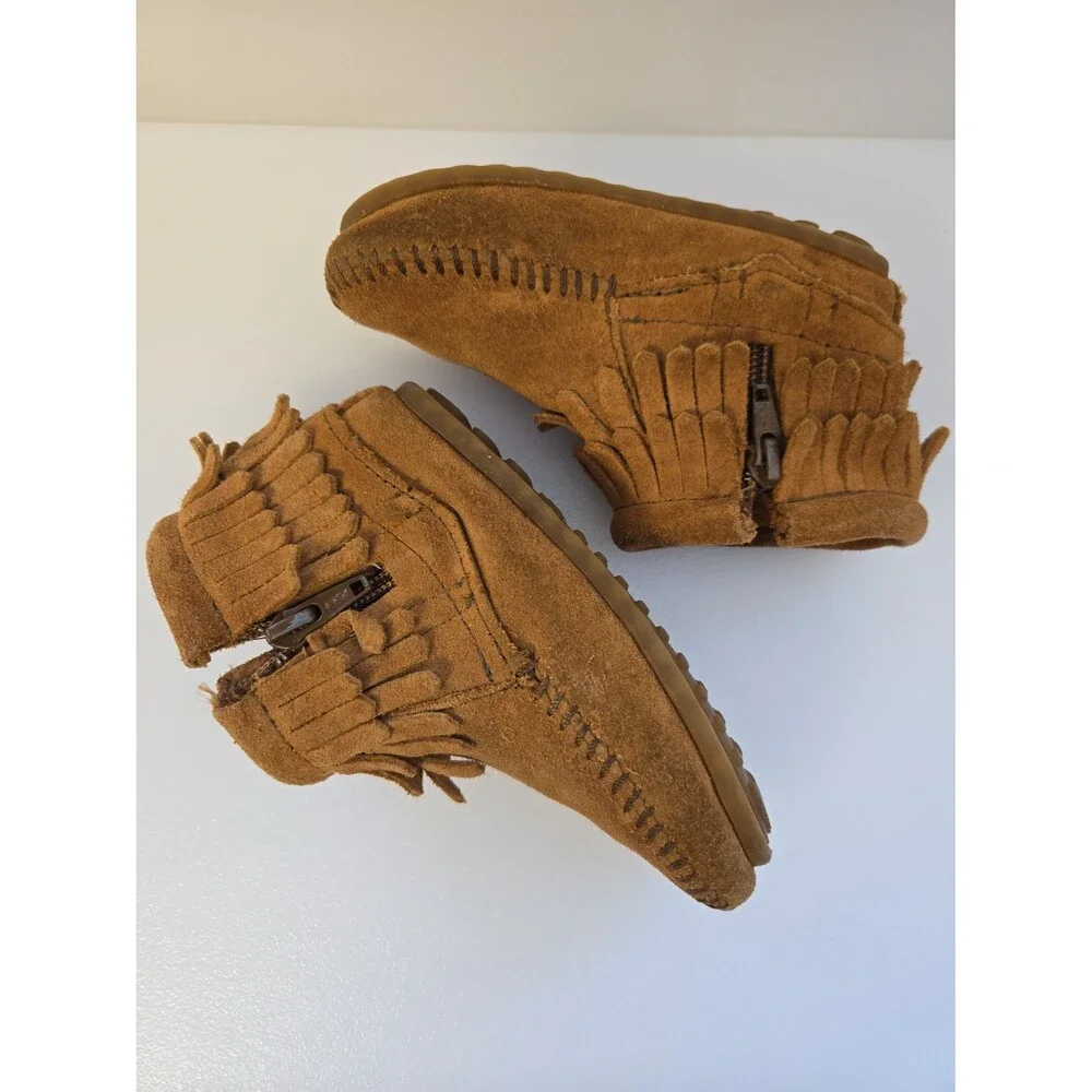 Minnetonka Kids Size 6 Double Fringe Moccasins Bootie Brown Leather Side Zipper